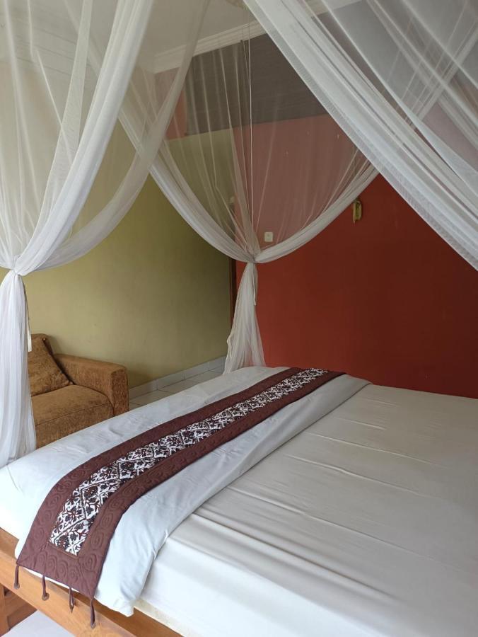 Dalum Homestay Amed Exterior foto