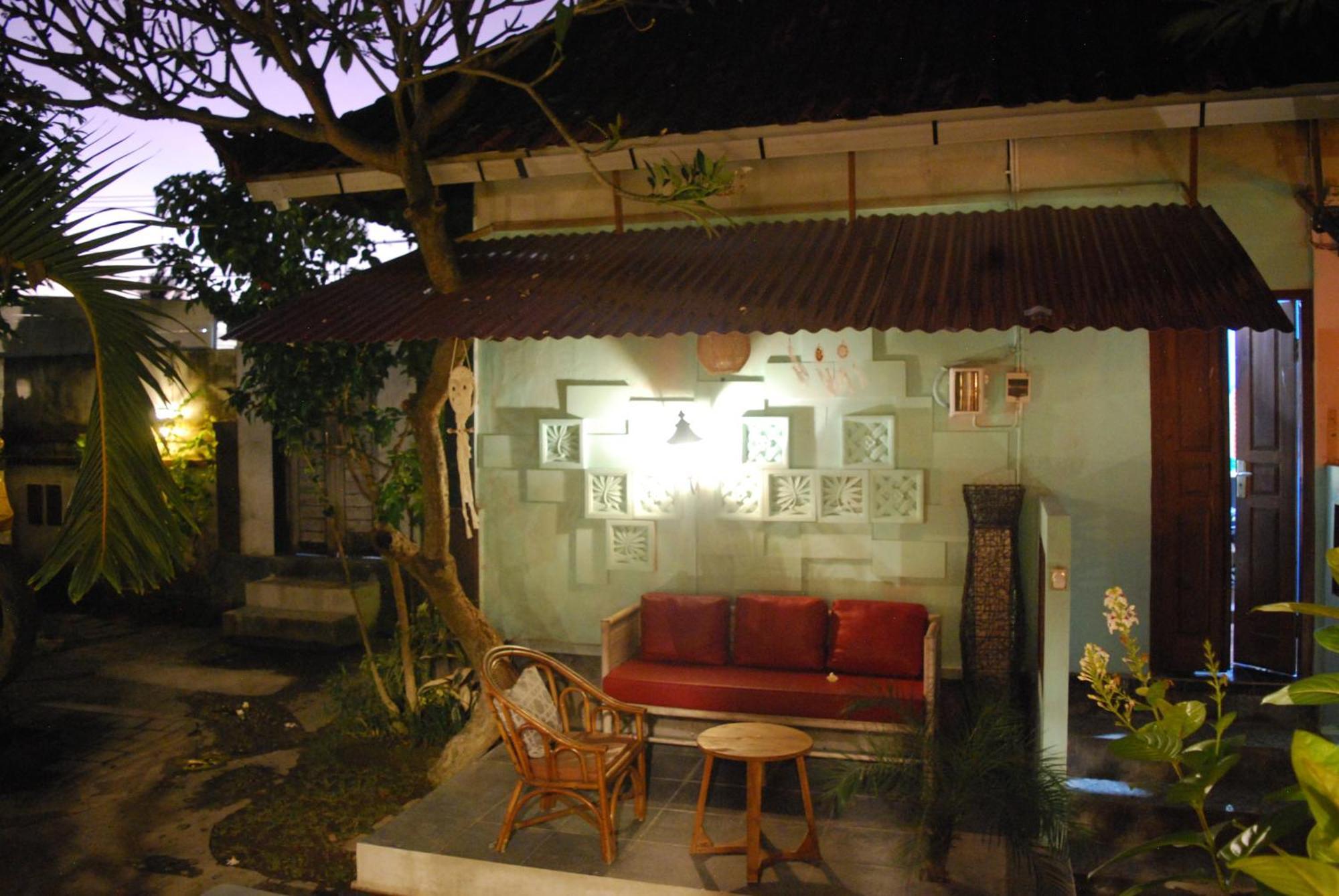 Dalum Homestay Amed Exterior foto